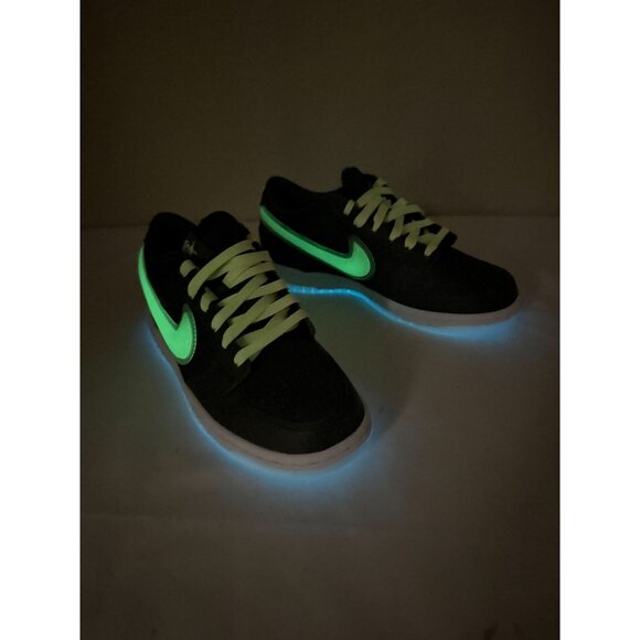 Nike Dunk Low BG Iron Grey Cool Grey Lime Ice Glow in Dark Youth 5.5Y/Woman 7 HQ - Picture 2 of 12